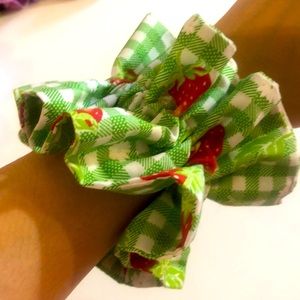 Strawberry print scrunchie